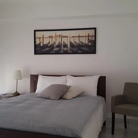 City Zinonos Flats Larnaca